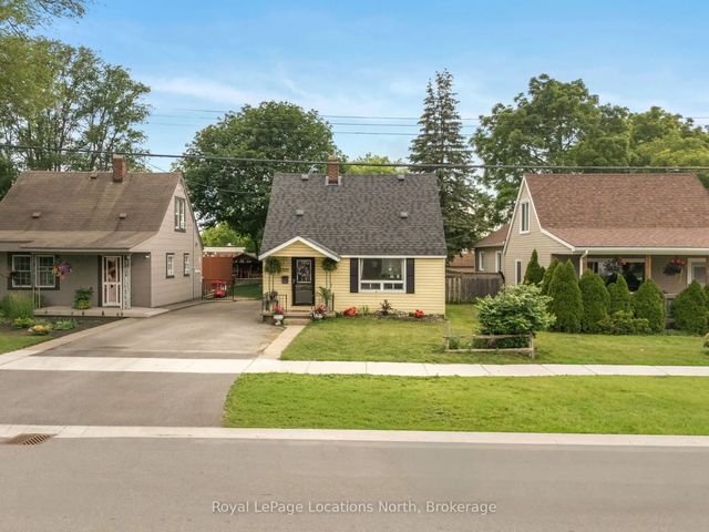 520 Maple Street, Collingwood