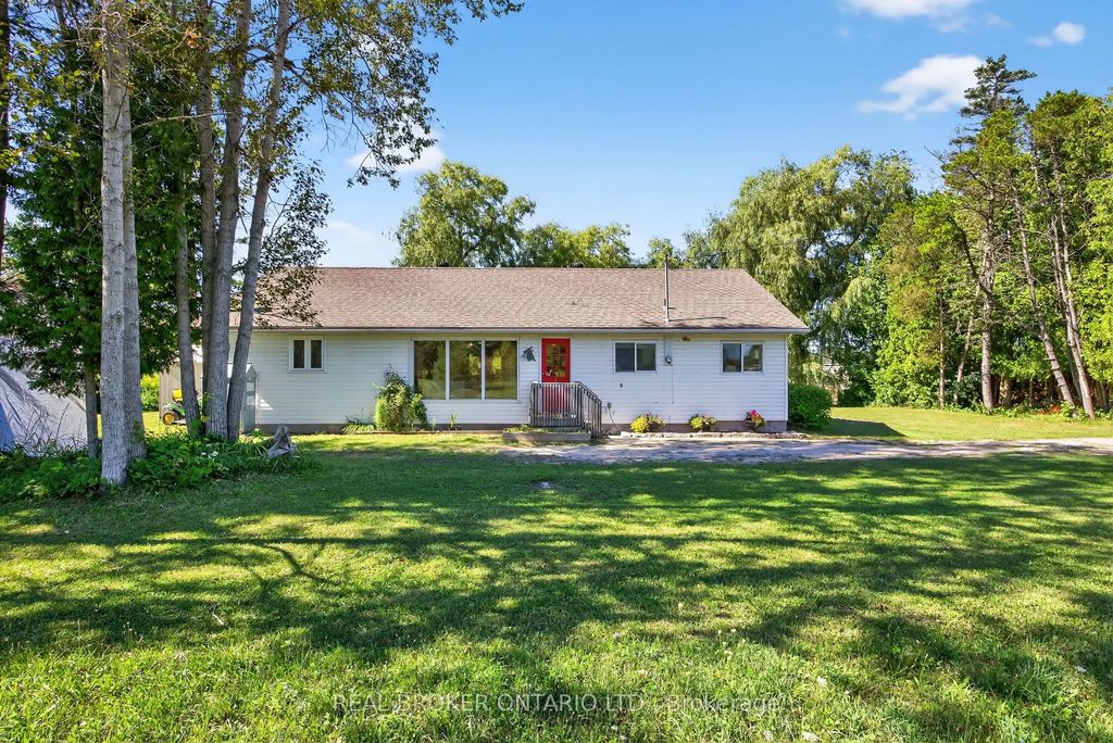 2174 Atkinson Road, Springwater