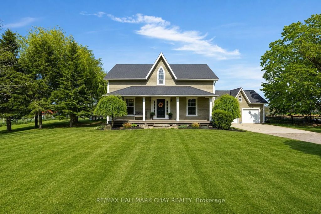 1595 County 42 Road, Clearview
