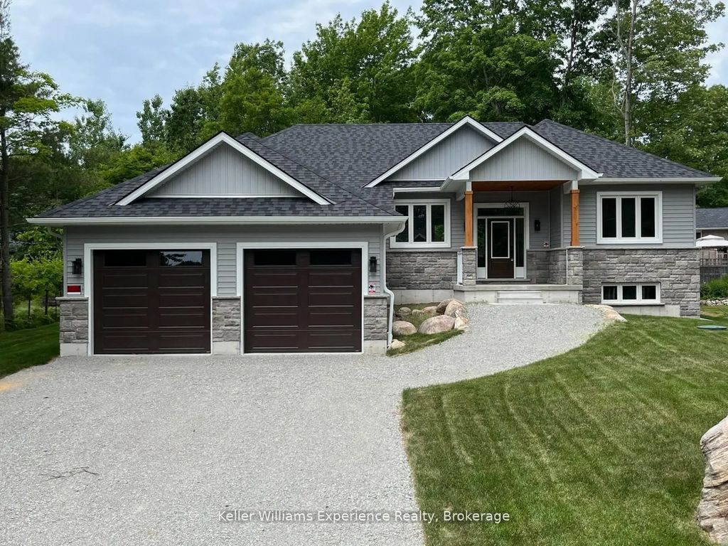 62 Rue Vanier N/a, Tiny
