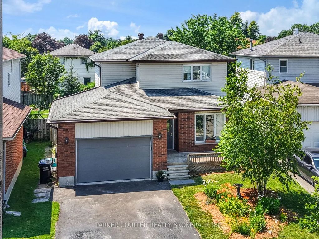 24 Hopkins Road, Barrie