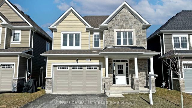 17 Shapira Avenue, Wasaga Beach