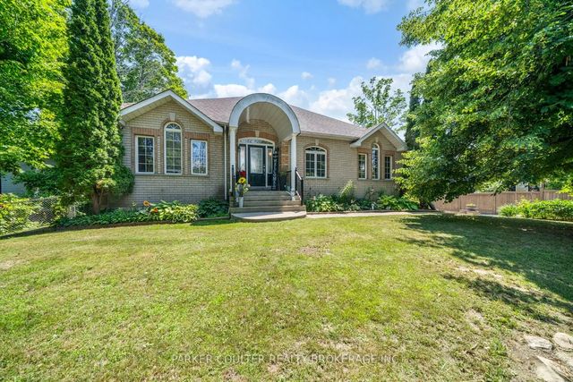 12 Mariposa Crescent, Oro-Medonte