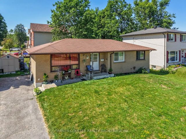 54 Ferris Lane, Barrie