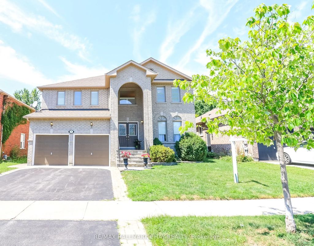 14 Imperial Crown Lane, Barrie