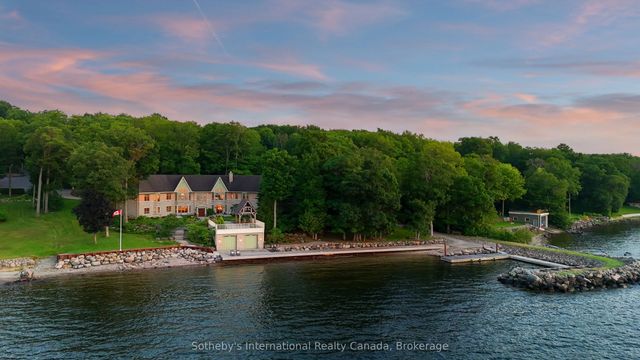 250 Gordon Drive, Penetanguishene