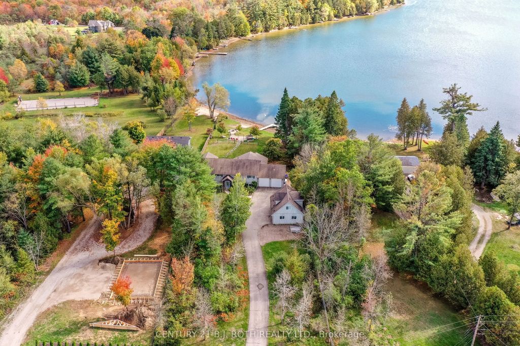 3371 Lake St. George Boulevard, Severn