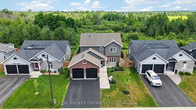 36 Beverly Street, Springwater