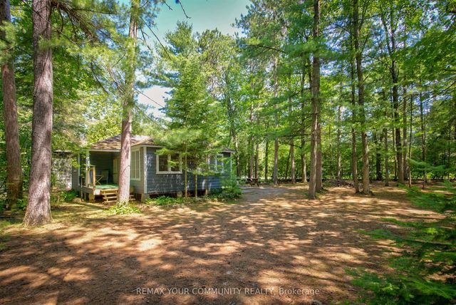 341 Tiny Beaches Road N, Tiny