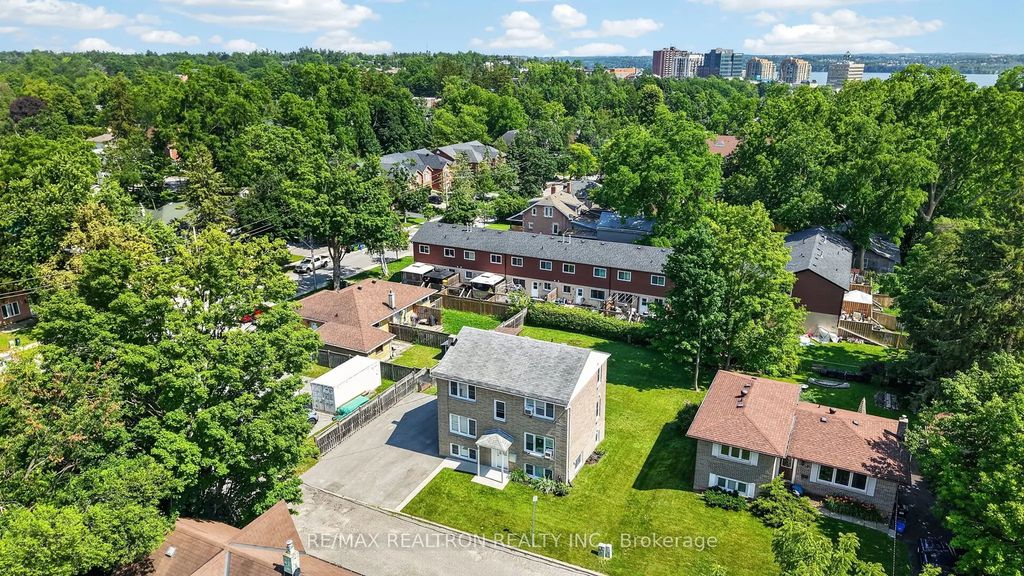 3 East Street, Barrie