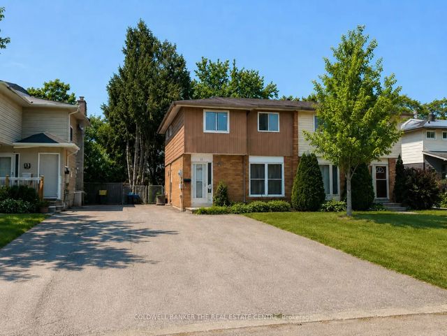 11 Chaucer Crescent, Barrie