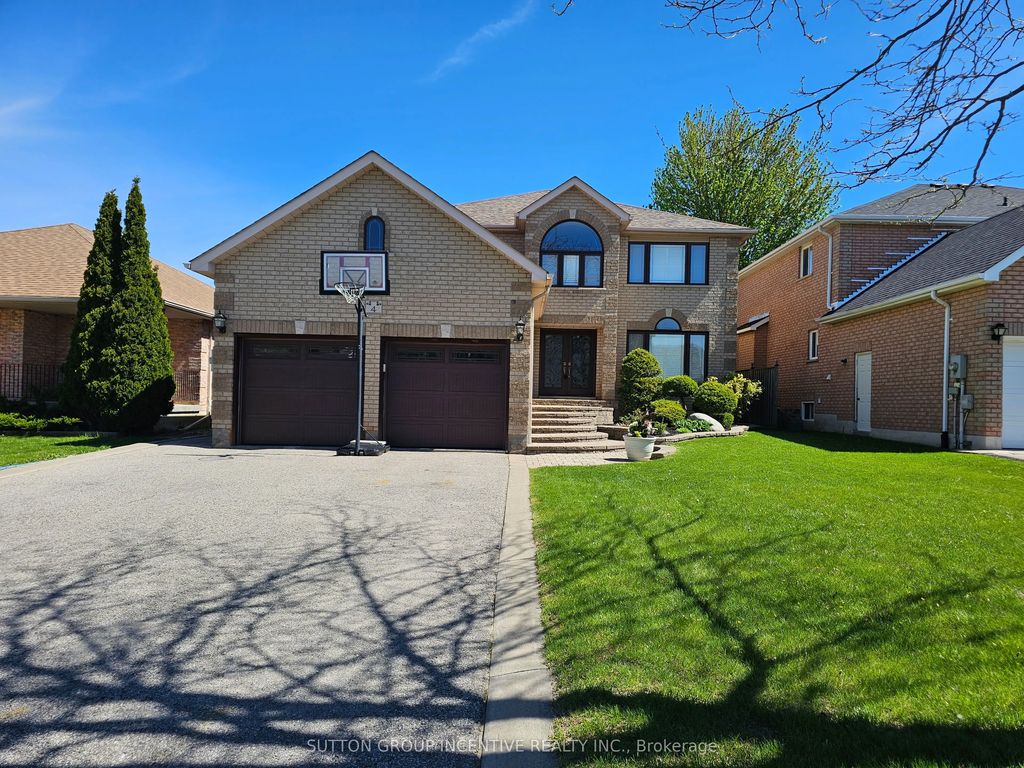 4 Chantal Street, Barrie