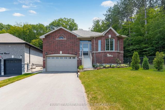 31 Revol Road, Penetanguishene