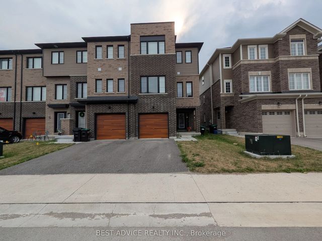 9 Pumpkin Corner Crescent, Barrie