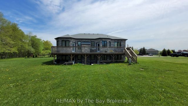16 Walnut Drive, Wasaga Beach