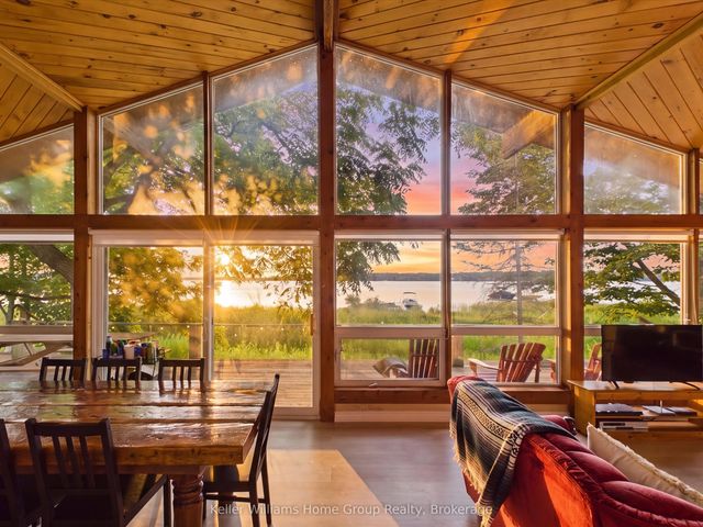 10 & 11 Methodist Island N/a, Tay