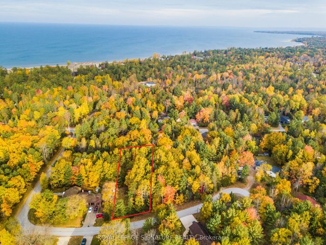 4 Nida Crescent, Wasaga Beach
