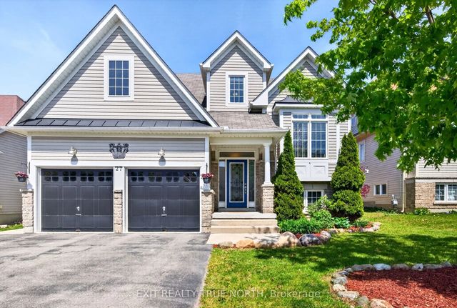 27 Grand Poplar Lane, Wasaga Beach