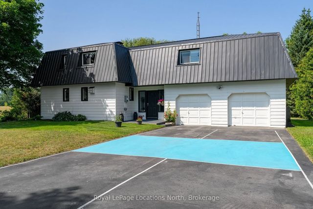 3702 County Road 124 Road, Clearview