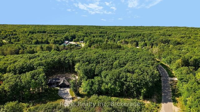 46 Voyageur Drive, Tiny