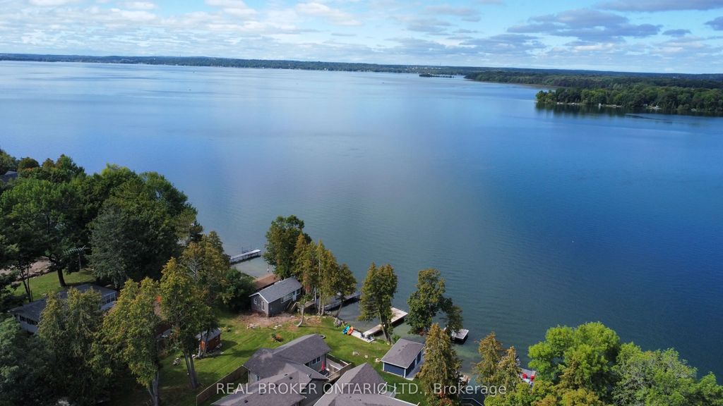 5818 Victoria Park Road, Ramara