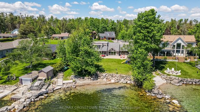 183 Lakeshore Road W, Oro-Medonte