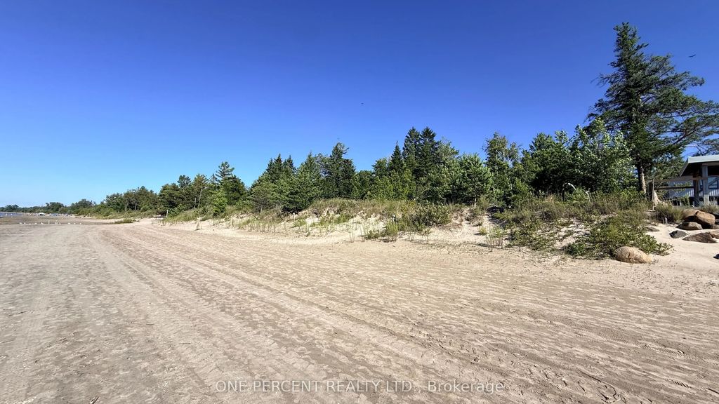 1554 Shore Lane, Wasaga Beach