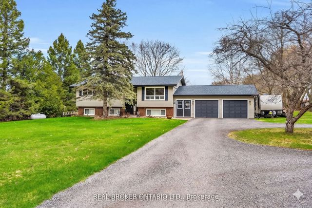 2477 Old Fort Road, Tay