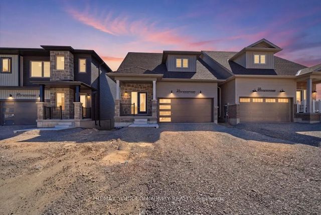 26 Flan Boulevard, Barrie