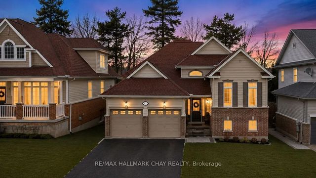 12 Oakmont Avenue, Oro-Medonte