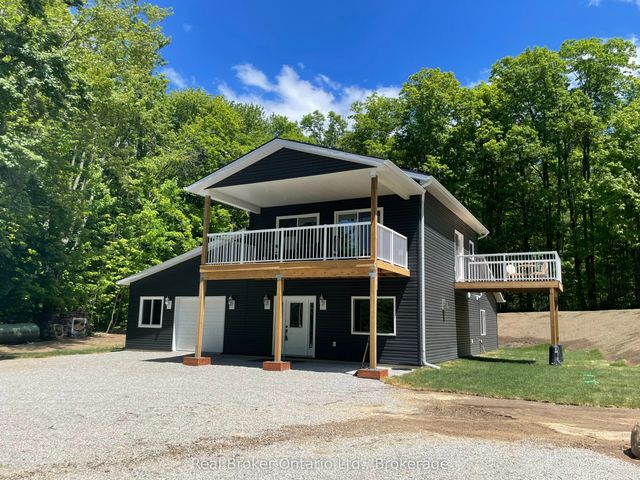 90 14 Concession E, Tiny