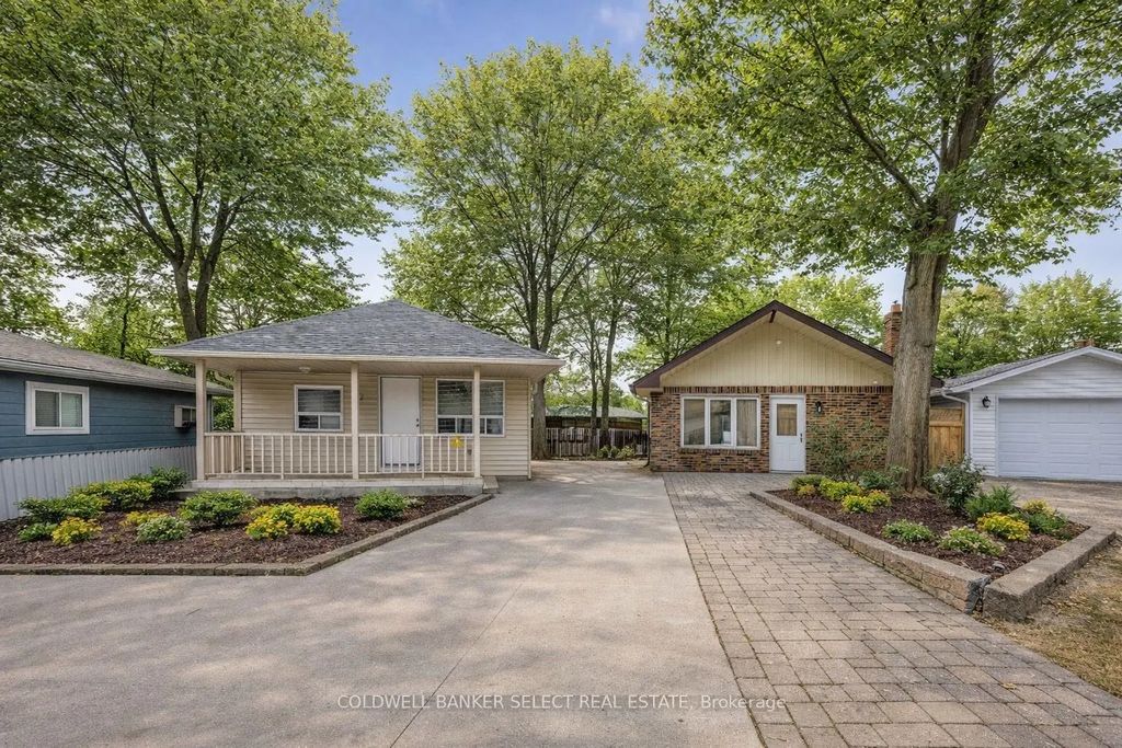 77-79 Baker Street, Wasaga Beach
