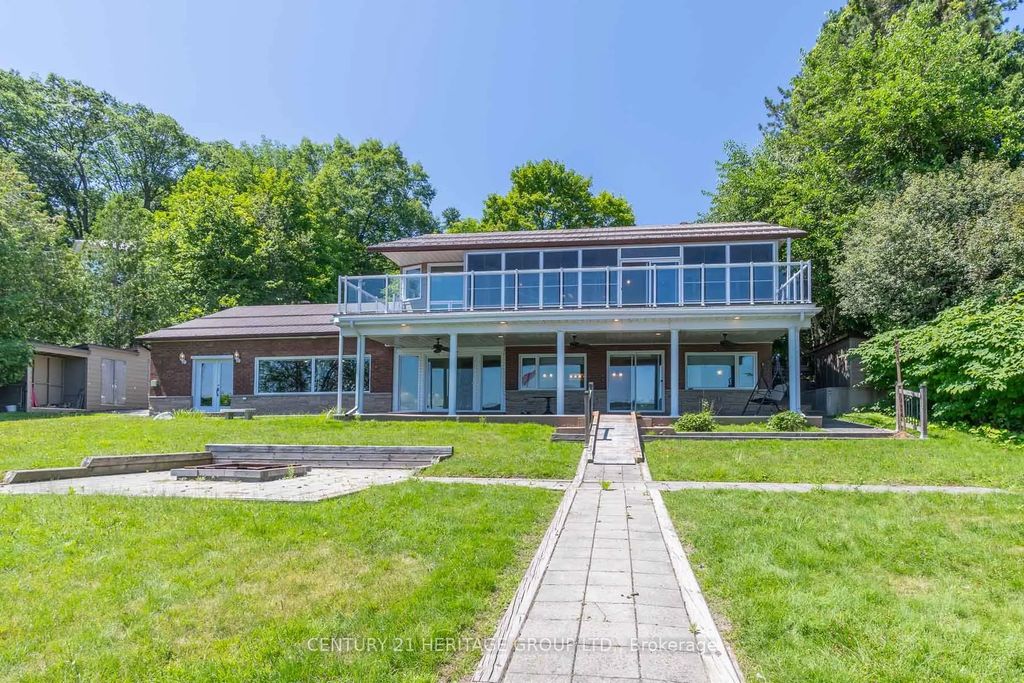 405 Champlain Road, Penetanguishene