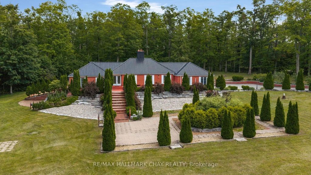 24 Woodland Crescent, Oro-Medonte