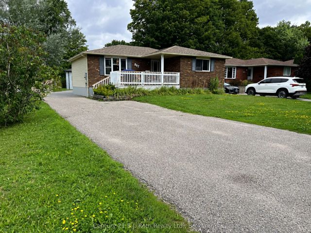 867 Birchwood Drive, Midland