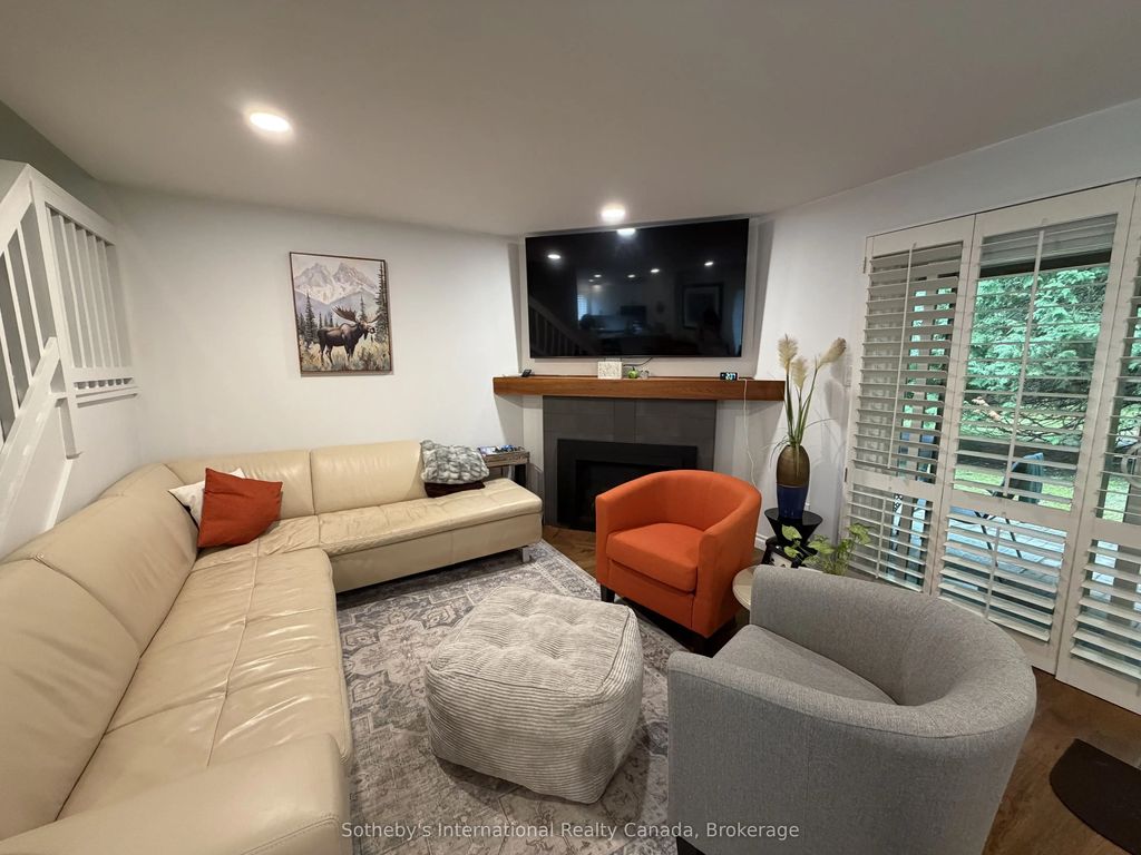 589 Oxbow Crescent, Collingwood