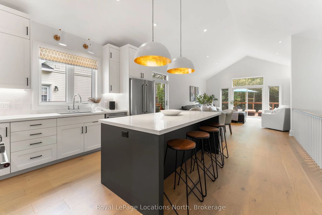 110 Mary Street, Collingwood