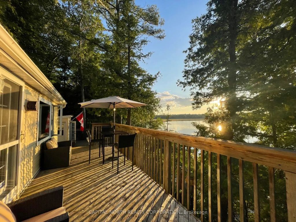1342 Black Beach Lane, Ramara