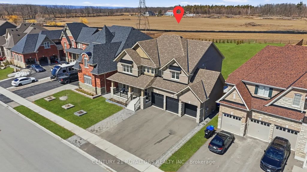 107 Rugman Crescent, Springwater