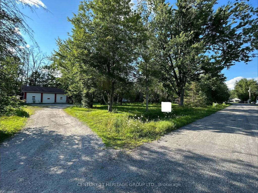 3792 Wood Avenue, Severn