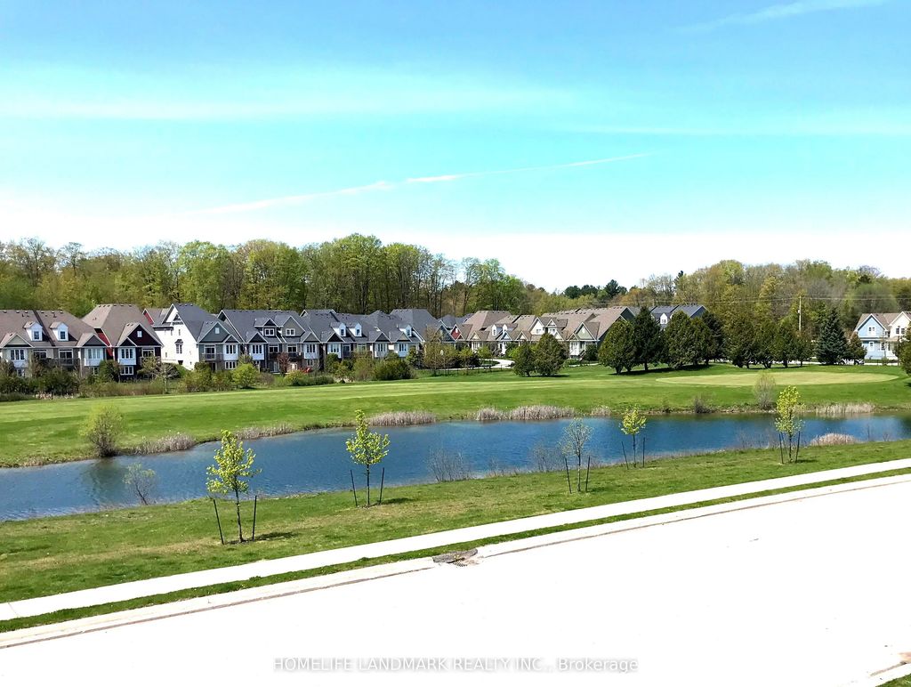 48 Village Gate Drive, Wasaga Beach
