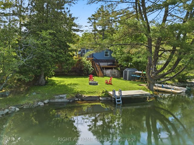 8168 Laidlaw Avenue, Ramara