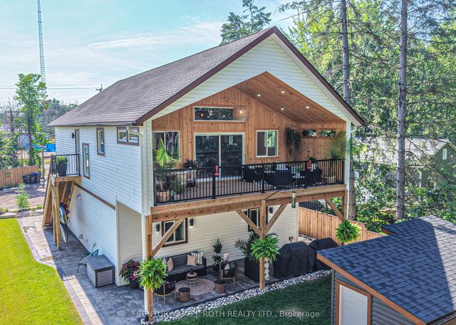 3332 Quetton Street, Severn