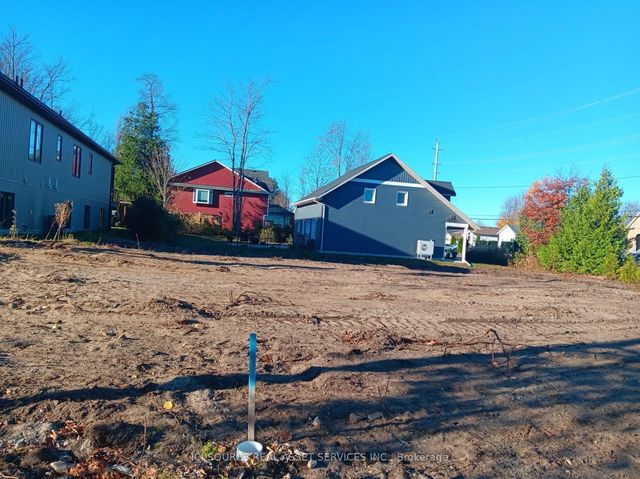 132 58th Street S Part 2, Wasaga Beach