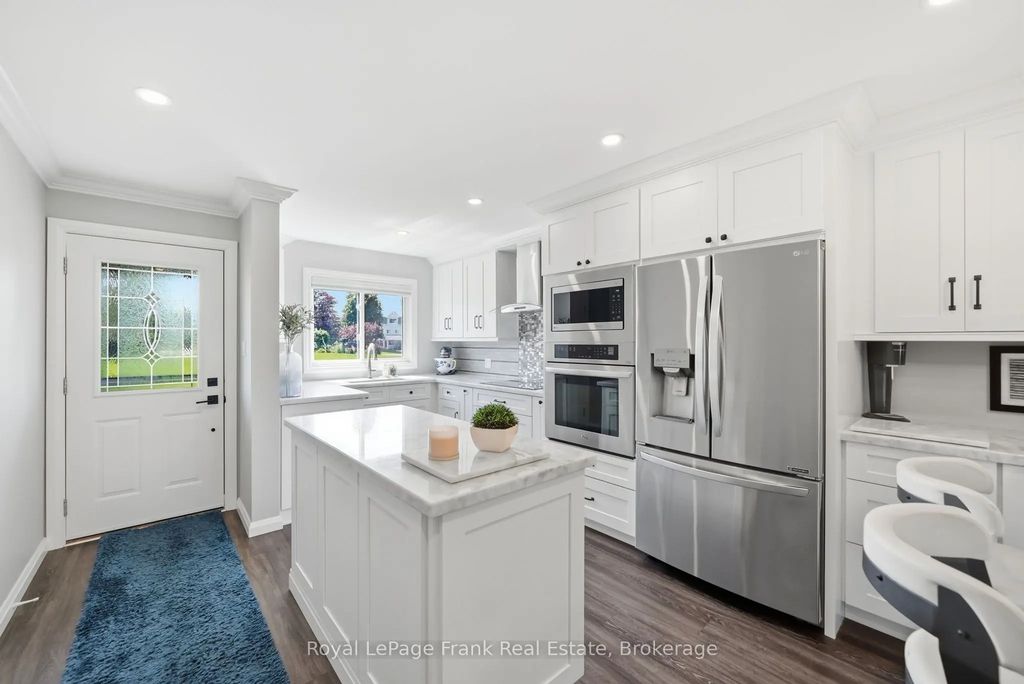 31 Laguna Parkway 3, Ramara