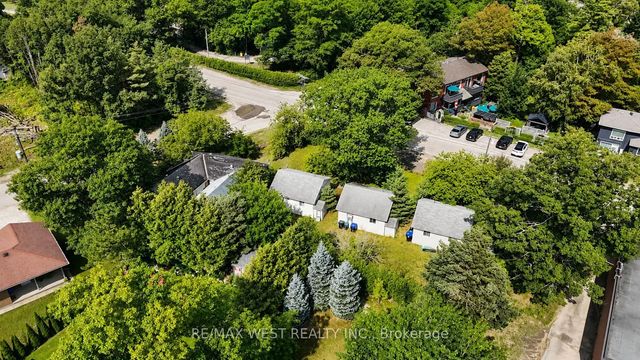 195 Dunkerron Avenue, Wasaga Beach