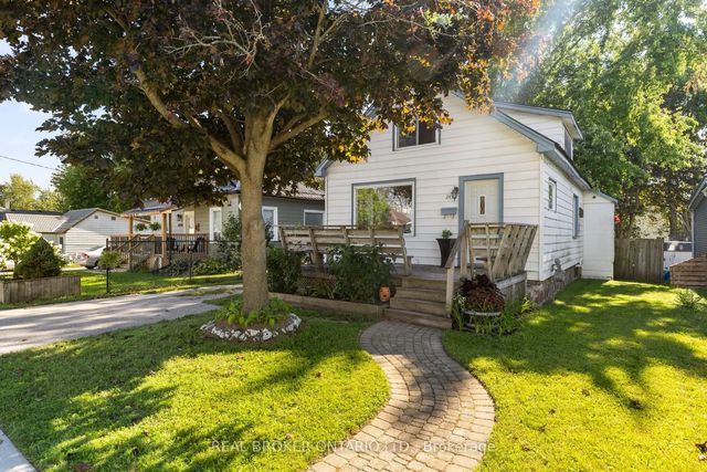 345 East Street, Orillia
