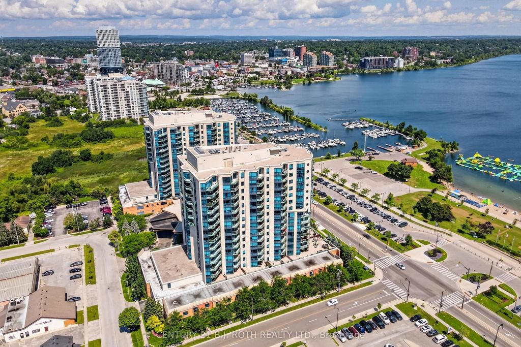 33 Ellen Street 904, Barrie