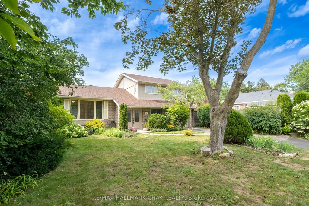 44 Amelia Street, Barrie
