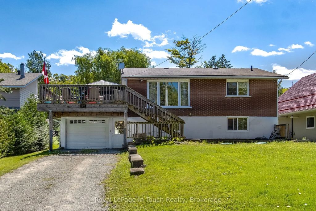 33 Grandview Road, Tay